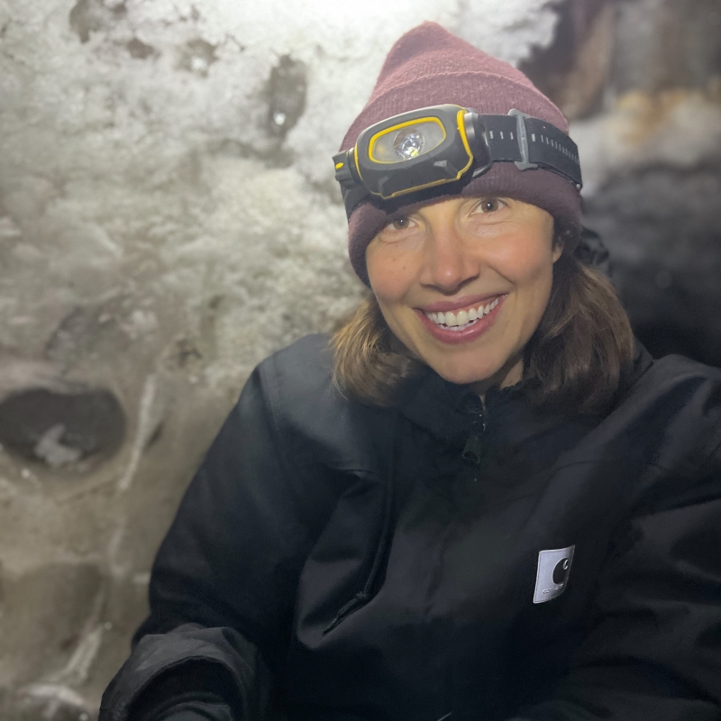 Julia in front of rocks